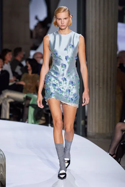 Look 43